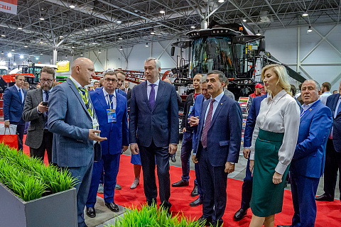 В Новосибирске с 9 по 11 ноября 2022 года состоялись Международная агропромышленная выставка «Сибирская аграрная неделя» и V Новосибирский агропродовольственный форум